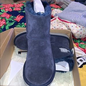 Navy Adoria Uggs size 8
